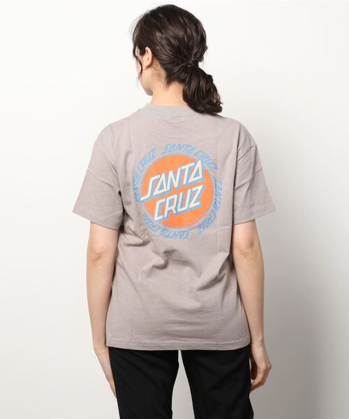 SANTA CRUZ(サンタクルーズ)の「【ムラサキスポーツ別注】SANTACRUZ/サンタクルーズ ルーズシルエット バックプリントTシャツ 502221445(Tシャツ/カットソー・レディース・グレー/グリーン/ブラック/ホワイト・L/XL/M)」の6枚目の写真