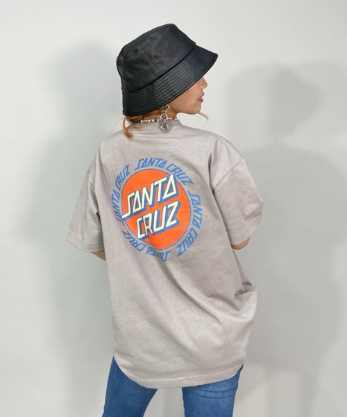 SANTA CRUZ(サンタクルーズ)の「【ムラサキスポーツ別注】SANTACRUZ/サンタクルーズ ルーズシルエット バックプリントTシャツ 502221445(Tシャツ/カットソー・レディース・グレー/グリーン/ブラック/ホワイト・L/XL/M)」の9枚目の写真
