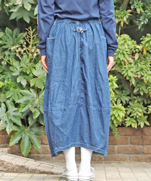 orSlow(オアスロウ)の「orSlow/オアスロウ BALLOON PAINTER GATHER SKIRT DENIM O/W デニムロングスカート ギャザースカート(デニムスカート・レディース・ワンウォッシュ・FREE)」の3枚目の写真