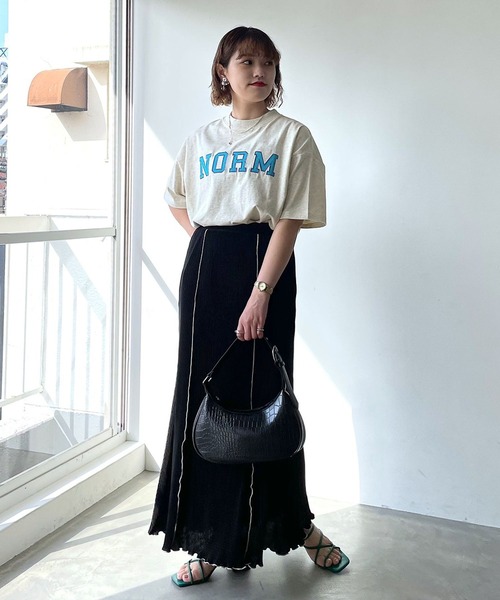 PAGEBOY(ページボーイ)の「カラフルカレッジTシャツ(Tシャツ/カットソー・レディース・チャコールグレー/オフホワイト/オートミール・FREE)」の20枚目の写真