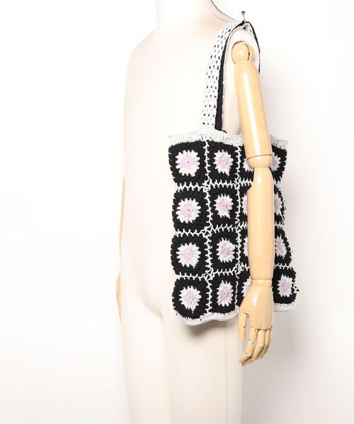 ehka sopo（エヘカソポ）の「配色かぎ針編みトートバッグ（トート