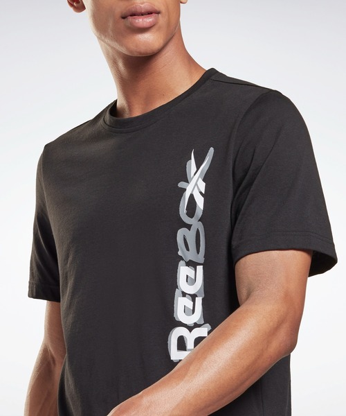 Reebok(リーボック)の「MYT グラフィック Tシャツ / MYT Graphic T-Shirt(Tシャツ/カットソー・メンズ・ブラック/ベージュ・SMALL/MEDIUM/LARGE/X-LARGE/XX-LARGE/X-SMALL/XXX-LARGE)」の4枚目の写真