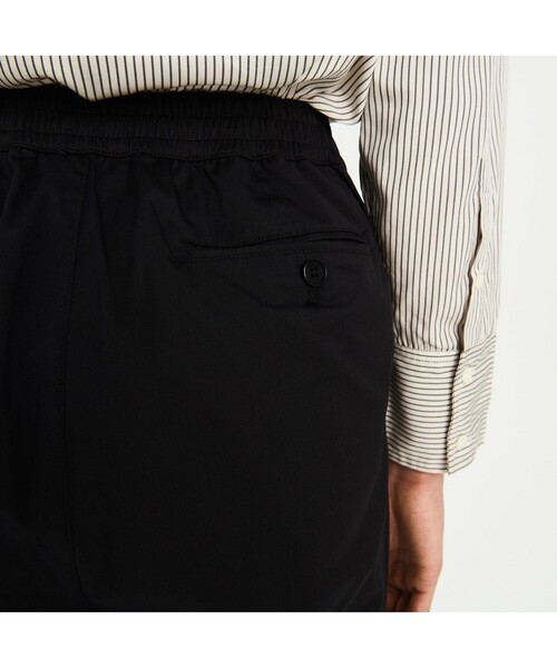 AIGLE（エーグル）の「吸水速乾 ストレッチ スリム テーパードパンツ（その他パンツ・レディース・ブラック/モスグリーン/アイボリー・38/36/34）」の10枚目の写真