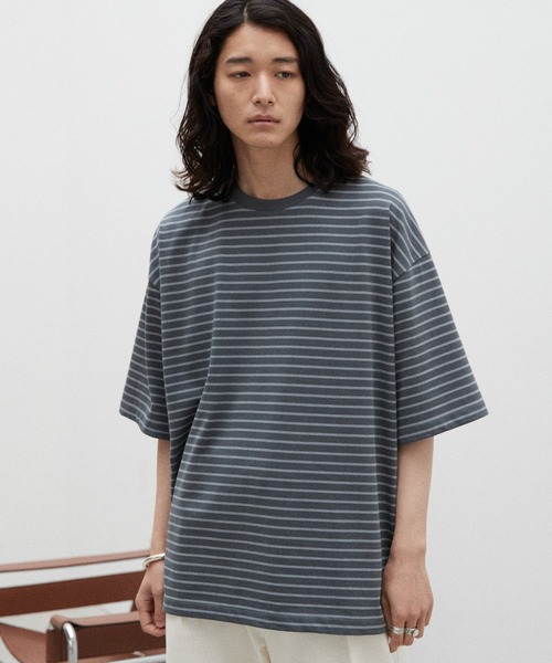 WYM LIDNM(ウィム バイ リドム)の「NARROW BORDER WIDE TEE(Tシャツ/カットソー・メンズ・チャコール/グレー/ホワイト/ネイビー・S/M/L)」の17枚目の写真