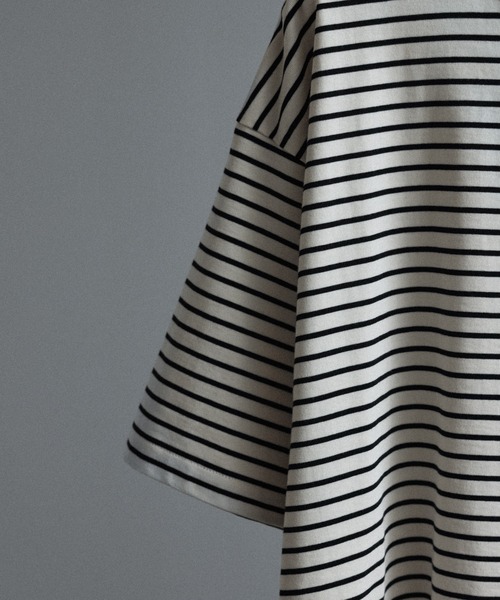 WYM LIDNM(ウィム バイ リドム)の「NARROW BORDER WIDE TEE(Tシャツ/カットソー・メンズ・チャコール/グレー/ホワイト/ネイビー・S/M/L)」の21枚目の写真