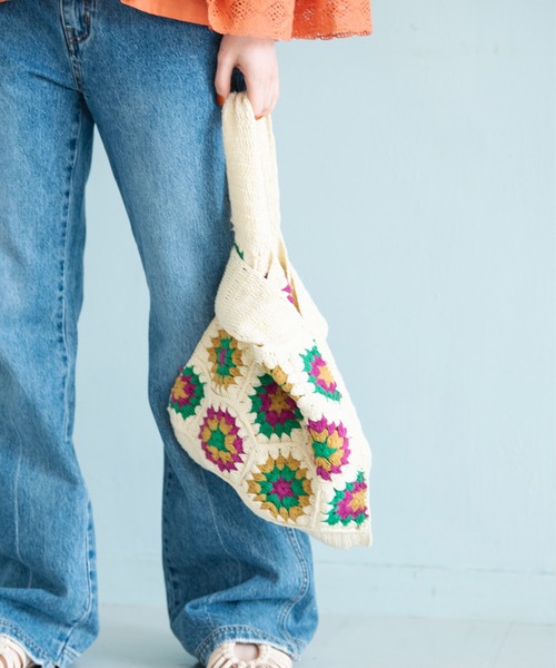 Crisp（クリスプ）の「クロシェモチーフバッグ（ハンドバッグ・レディース・ブラウン/アイボリー・FREE）」の3枚目の写真