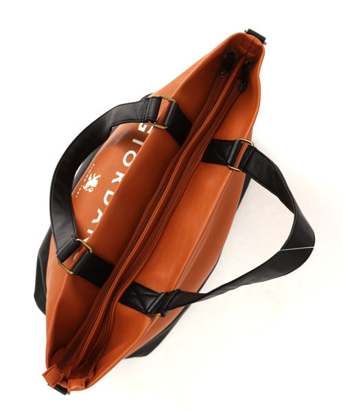 GIORDANO（ジョルダーノ）の「[GIORDANO]ライオンプリントPUレザーバイカラートートバッグ (2015年モデル）（トートバッグ・レディース・ホワイト/ブラウン/ネイビー・FREE）」の9枚目の写真