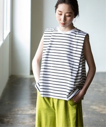 ショルダータックスリーブレスTシャツ