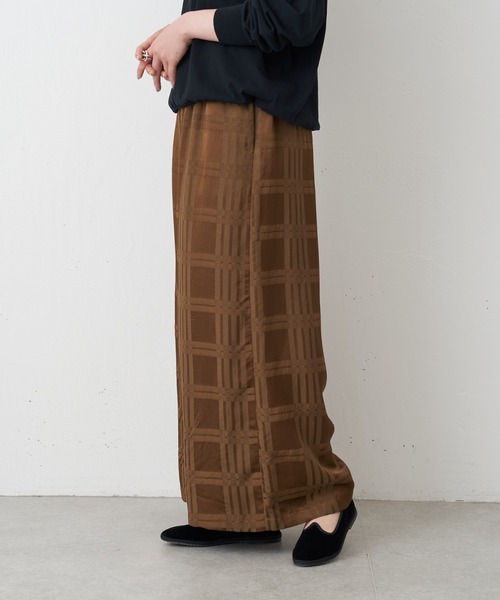 BEARDSLEY（ビアズリー）の「シャドーチェックパンツ:すぐにお届け！（その他パンツ・レディース・グレー/キャメル/ネイビー・FREE）」の9枚目の写真