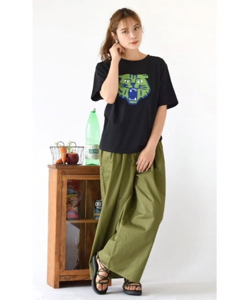 e-zakkamania stores(イーザッカマニアストアーズ)の「サガラ刺繍 タイガーTシャツ(Tシャツ/カットソー・レディース・ブラック・フリー)」の5枚目の写真