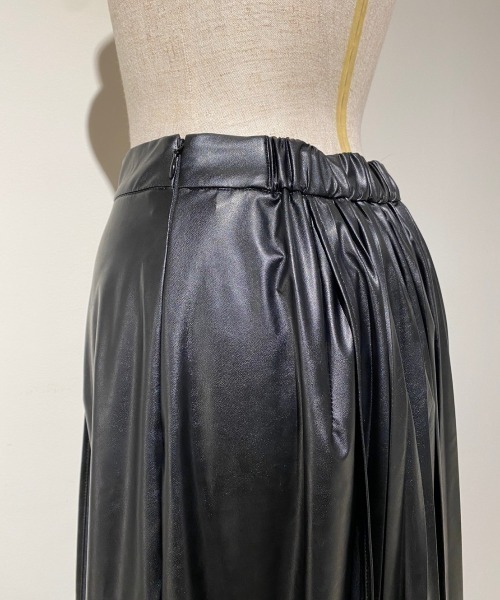 ADDICT NOIR(アディクトノアー)の「ADDICT NOIR/アディクト ノアー/Pleats Skirt(スカート・レディース・ブラック・FREE)」の4枚目の写真