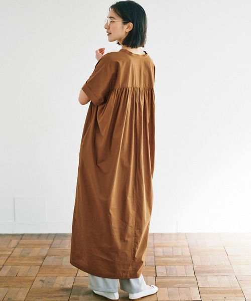 avecmoi(アヴェクモワ)の「【佐藤かなさんプロデュース】 アヴェクモワ サイドラインパンツ〈グレージュ〉(その他パンツ・レディース・グレイッシュベージュ・MEDIUM/LARGE/X-LARGE/SMALL)」の19枚目の写真