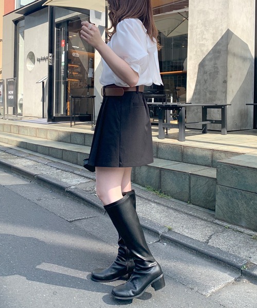 OLIVE des OLIVE（オリーブデオリーブ）の「ベルト付きミニプリーツスカート（スカート・レディース・チャコールグレー/ブラック/ベージュ・FREE）」の4枚目の写真