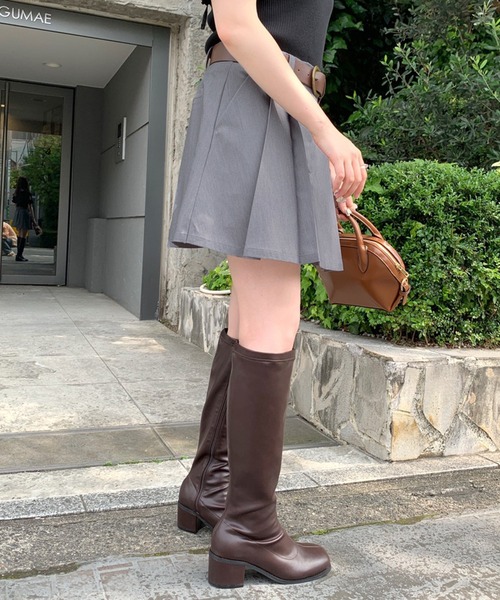 OLIVE des OLIVE（オリーブデオリーブ）の「ベルト付きミニプリーツスカート（スカート・レディース・チャコールグレー/ブラック/ベージュ・FREE）」の5枚目の写真