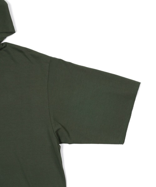 The DUFFER of ST.GEORGE（ザダファーオブセントジョージ）の「8oz HEAVY WEIGHT OVER SIZE CUT-OFF PARKA：8オンス ヘビーウェイト オーバーサイズ ビッグシルエット 半袖パーカー（パーカー・メンズ・ブラック/ダークグリーン/ダークブラウン・SMALL/MEDIUM/LARGE/X-LARGE）」の14枚目の写真