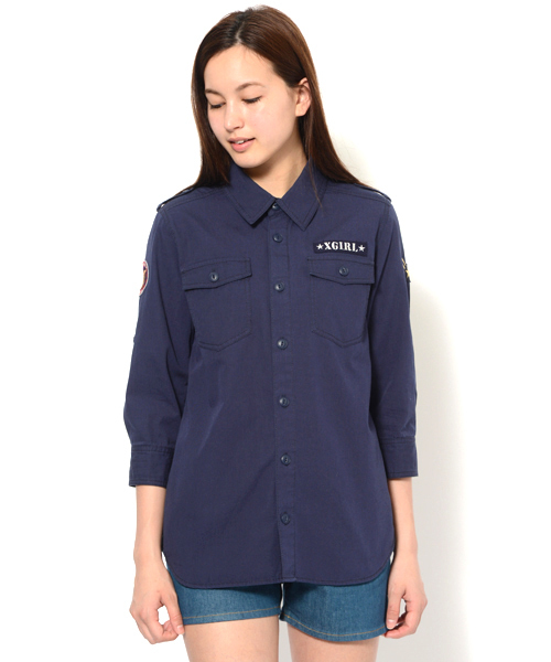X-girl(エックスガール)の「【NYLON7月号掲載】BADGED ARMY SHIRT(シャツ/ブラウス・レディース・ベージュ/オリーブ/ネイビー・2/1)」の3枚目の写真