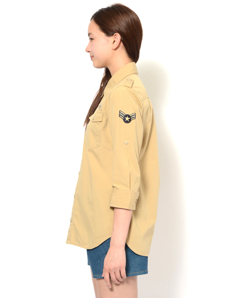 X-girl(エックスガール)の「【NYLON7月号掲載】BADGED ARMY SHIRT(シャツ/ブラウス・レディース・ベージュ/オリーブ/ネイビー・2/1)」の5枚目の写真