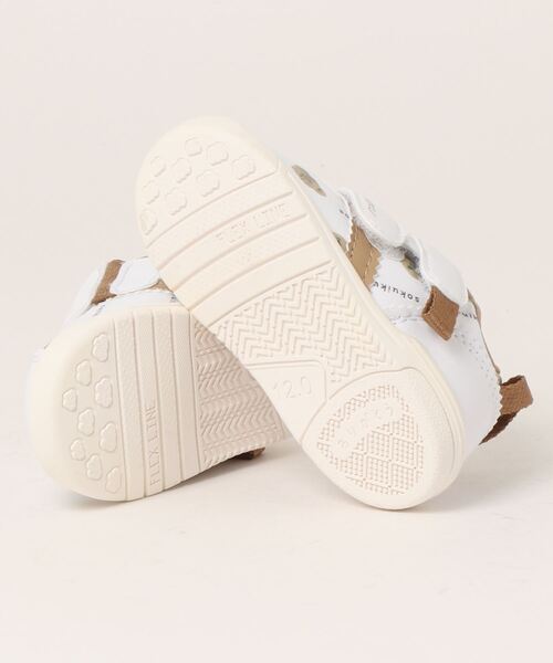 瞬足(シュンソク)の「瞬足足育ベビー シュンソクソクイクベビー ベビー シューズ 【撥水】 JB-041(スニーカー・キッズ・ピンク/ネイビー/ホワイト・13.5cm/14.0cm/14.5cm/15.0cm/12.5cm/12cm/13.0cm)」の5枚目の写真