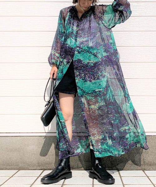 Q(キュー)の「ペインティングマキシワンピ(ワンピース・レディース・グリーン系その他/ピンク系その他・MEDIUM)」の2枚目の写真