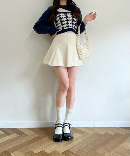 titty＆Co. PETIT by poyo（ティティーアンドコープティバイポヨ）の「【titty&Co.PETIT by poyo】ショート丈ニット×チェックビスチェセット（ニット/セーター・レディース・ネイビー/ベージュ系その他・FREE）」の4枚目の写真