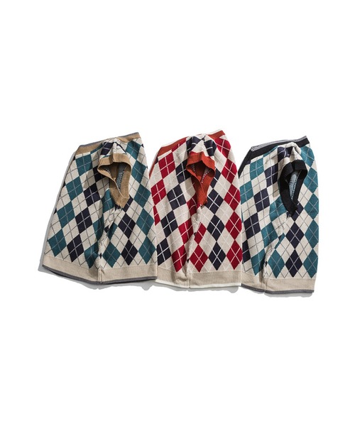 CORPUS TOKYO（コーパス トーキョー）の「アーガイルVネックニットベスト（ベスト・メンズ・ブラック/ベージュ/レッド・1/2/3）」の15枚目の写真