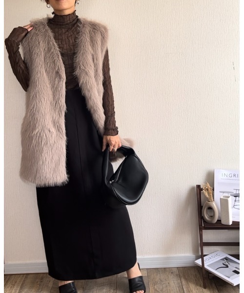 Ritzy（リッツィー）の「シアーハイネックメローウェーブ柄トップス（Tシャツ/カットソー・レディース・ホワイト/ブラック/ブラウン・FREE）」の9枚目の写真