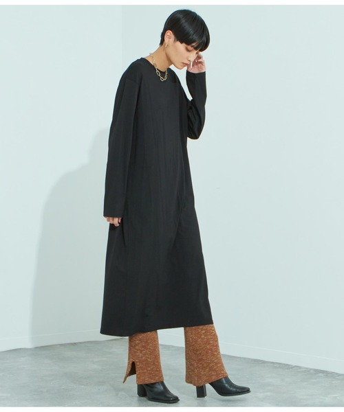 Settimissimo(セッティミッシモ)の「シルケット天竺バックスリットロングTシャツ(Tシャツ/カットソー・レディース・ブラック/グリーン/キャメル・FREE)」の6枚目の写真