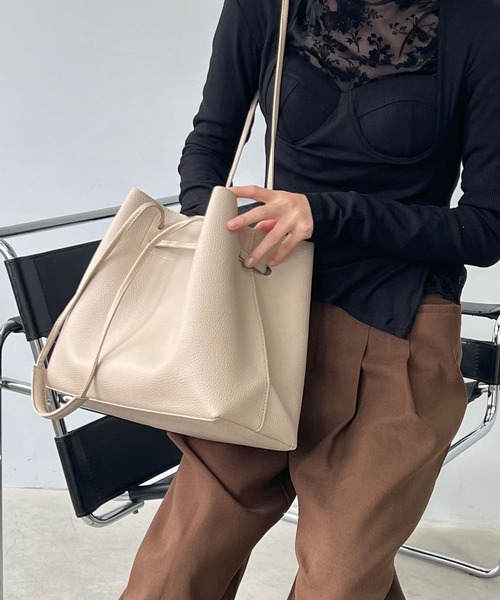 chuclla(チュクラ)の「ブラカットディテール リブカットソー chw22a124(Tシャツ/カットソー・レディース・ブラック/ダークグレー/ホワイト/ブラウン・FREE)」の16枚目の写真