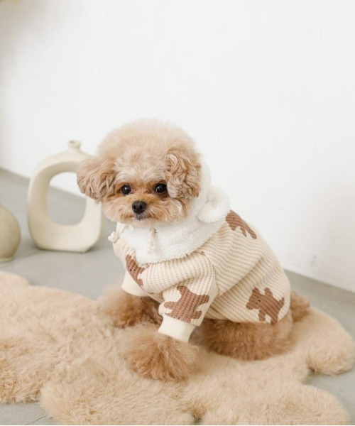moncheri（モンシェリ）の「くまさんフードボアパーカー / 犬服
