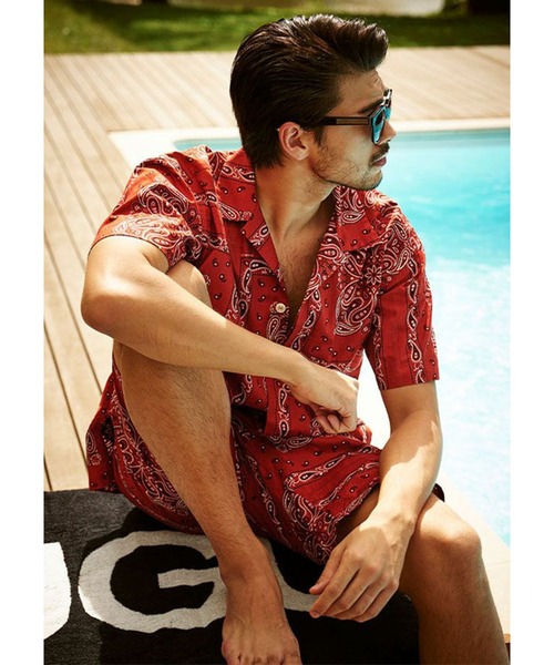 1 piu 1 uguale 3（ウノピゥウノウグァーレトレ）の「113 ORIGINAL BANDANA PATCH　HOLIDAY S/S SHIRTS（シャツ/ブラウス・メンズ・レッド/ブラック/ターコイズブルー・Ⅳ/Ⅴ）」の3枚目の写真