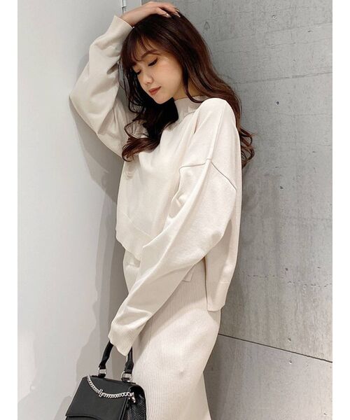 GYDA（ジェイダ）の「【セットアップ着用可】サイドスリットボトルネック ショートニットトップス（ニット/セーター・レディース・アイボリー/ブラック/ベージュ・FREE）」の20枚目の写真