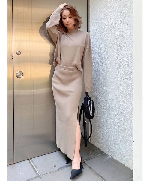 GYDA（ジェイダ）の「【セットアップ着用可】サイドスリットボトルネック ショートニットトップス（ニット/セーター・レディース・アイボリー/ブラック/ベージュ・FREE）」の7枚目の写真