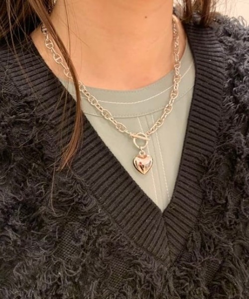 Ray BEAMS(レイビームス)の「マリンチェーン マンテル ハート ネックレス(ネックレス・レディース・シルバー/ゴールド・ONE SIZE)」の4枚目の写真