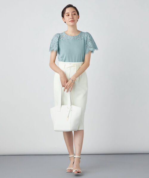 NOLLEY’S Sophi（ノーリーズソフィ）の「レース切り替えプルオーバーニット（ニット/セーター・レディース・グレイッシュベージュ/ミント/オフホワイト・38）」の5枚目の写真