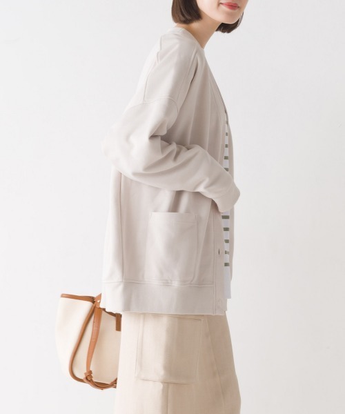 OMNES（オムネス）の「裏毛Ｖネックカーディガン長袖（カーディガン/ボレロ・レディース・ラベンダー/アイボリー/ブラック/ブルー/オートミール/ミント/チャコール・FREE）」の11枚目の写真