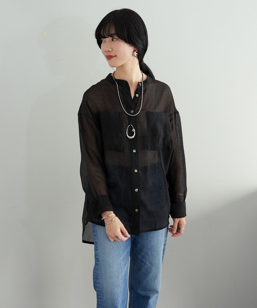 SHENERY（シーナリー）の「サイドスリットオーガンジーシャツ（シャツ/ブラウス・レディース・ブラック/ベージュ/オフホワイト・FREE）」の6枚目の写真