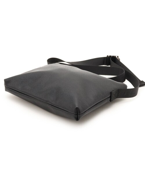 tk.TAKEO KIKUCHI（ティーケータケオキクチ）の「◆【WEB限定】レザー調サコッシュバッグ（ショルダーバッグ・メンズ・ブラック/ネイビー/ブラック系/ダークグリーン系/ブラック系5/ブラック系1/ダークブラウン・00）」の11枚目の写真