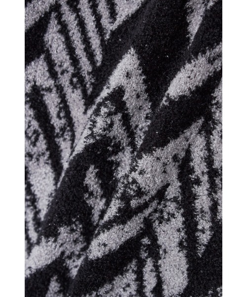 HIGH STREET(ハイストリート)の「HIGH STREET∴グラデーションへリンボンモールクルーネックニット(ニット/セーター・メンズ・ブラック/グレー・L/M)」の3枚目の写真