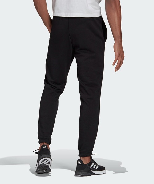 adidas(アディダス)の「エッセンシャルズ フレンチテリー テーパード エラスティックカフ ロゴ パンツ / アディダス(スウェットパンツ・メンズ・ブラック・SMALL/X-SMALL/LARGE/MEDIUM/X-LARGE/XX-LARGE)」の2枚目の写真