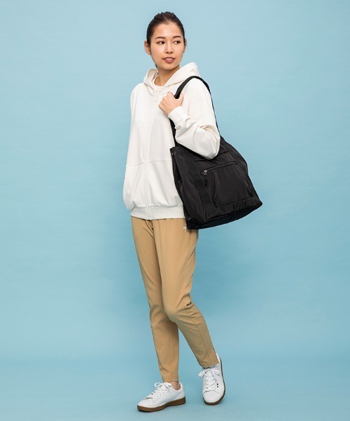 le coq sportif(ルコックスポルティフ)の「トートバッグ(サイズ調整ボタン付)(トートバッグ・レディース・ブラック/ベージュ・F)」の22枚目の写真
