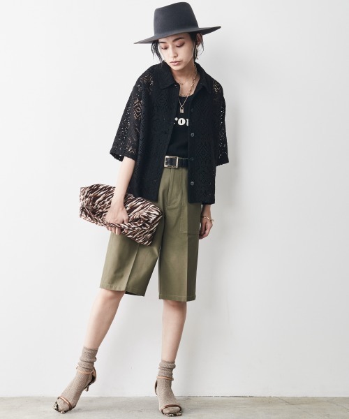 CHIC STYLE（シックスタイル）の「＜大きいサイズ＞綿１００％ハーフカーゴパンツ シックスタイル（カーゴパンツ・レディース・ブラック/カーキ・LL/3L/L/5L/4L）」の11枚目の写真