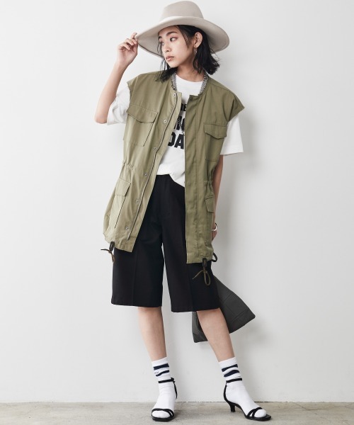 CHIC STYLE（シックスタイル）の「＜大きいサイズ＞綿１００％ハーフカーゴパンツ シックスタイル（カーゴパンツ・レディース・ブラック/カーキ・LL/3L/L/5L/4L）」の13枚目の写真