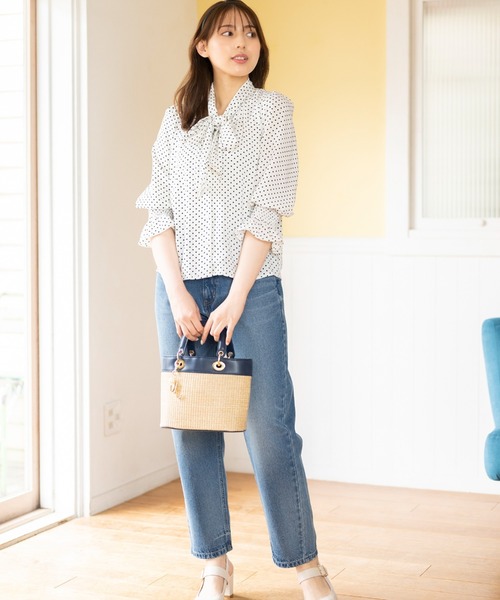 MISCH MASCH(ミッシュマッシュ)の「ボウタイリボンブラウス(シャツ/ブラウス・レディース・ホワイト/ベージュ/ホワイト×ブラック/ラベンダー・MEDIUM)」の12枚目の写真