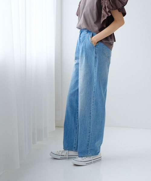 Meli rich(メリーリッチ)の「タックデニムパンツ(デニムパンツ・レディース・アイボリー/ライトブルー/インディゴブルー/ブラック・FREE)」の19枚目の写真