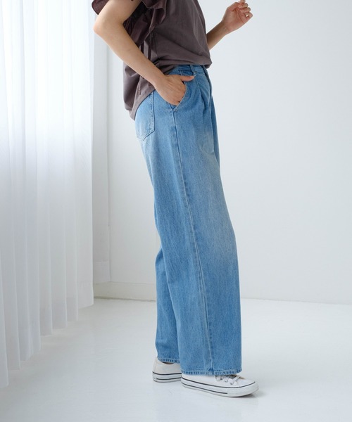 Meli rich(メリーリッチ)の「タックデニムパンツ(デニムパンツ・レディース・アイボリー/ライトブルー/インディゴブルー/ブラック・FREE)」の22枚目の写真