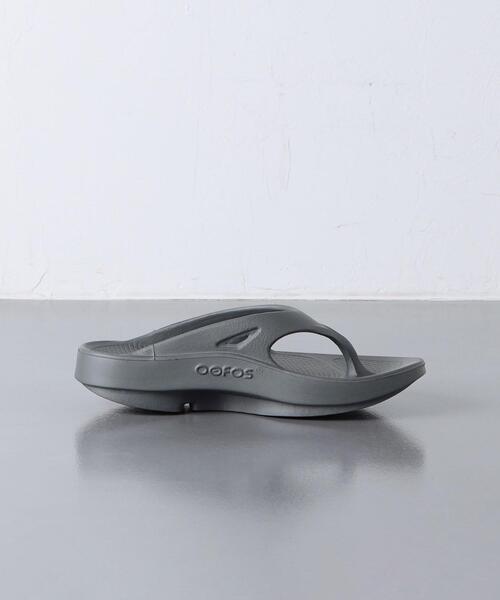 OOFOS(ウーフォス)の「【一部国内EXCLUSIVE】<OOFOS>OOriginal サンダル(サンダル・レディース・グレー/ブラック/パープル・7/8/6/5)」の6枚目の写真