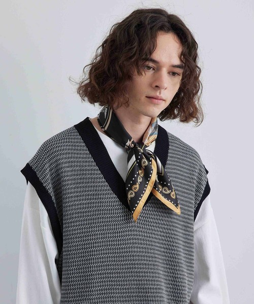 JUNRED（ジュンレッド）の「レトロプリントスカーフ（バンダナ/スカーフ・メンズ・ブルー/ブラック/ブラウン系その他2・FREE）」の5枚目の写真