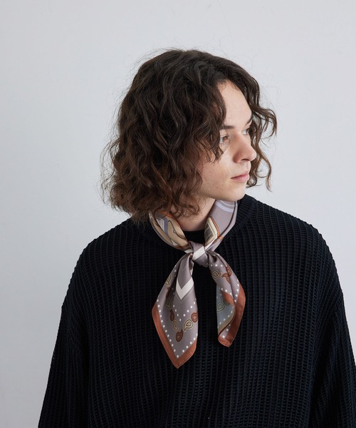 JUNRED（ジュンレッド）の「レトロプリントスカーフ（バンダナ/スカーフ・メンズ・ブルー/ブラック/ブラウン系その他2・FREE）」の8枚目の写真