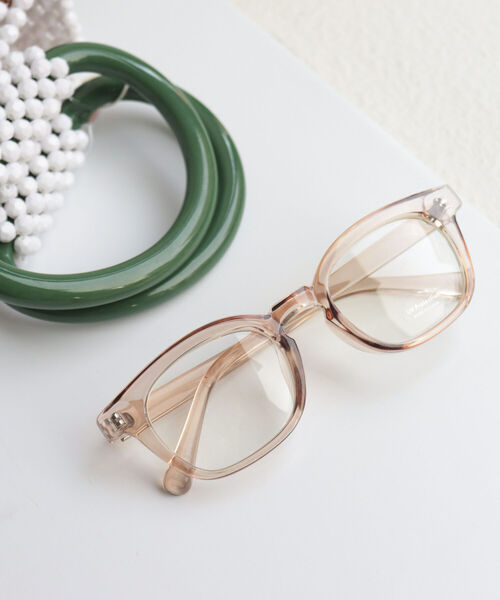 fredy emue（フレディエミュ）の「セルフレームメガネ（メガネ・レディース・ベージュ系その他4/ベージュ・FREE）」の5枚目の写真