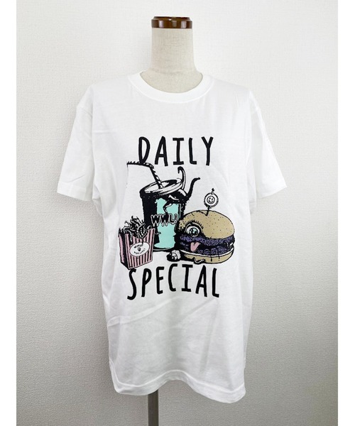 WORLD WIDE LOVE!(ワールドワイドラブ)の「デッドバガーセットTシャツ(Tシャツ/カットソー・レディース・グレイッシュブルー/トップグレー/オフホワイト・1)」の2枚目の写真
